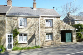 Lovely Cornish cottage in small village setting, St Hilary